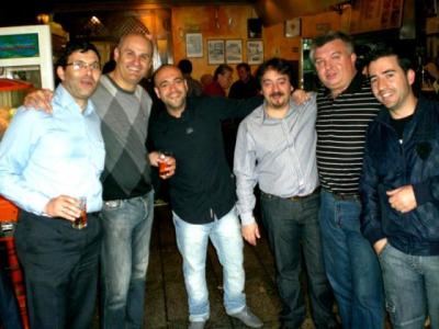 VICENTE NOS SACA UNA FOTO